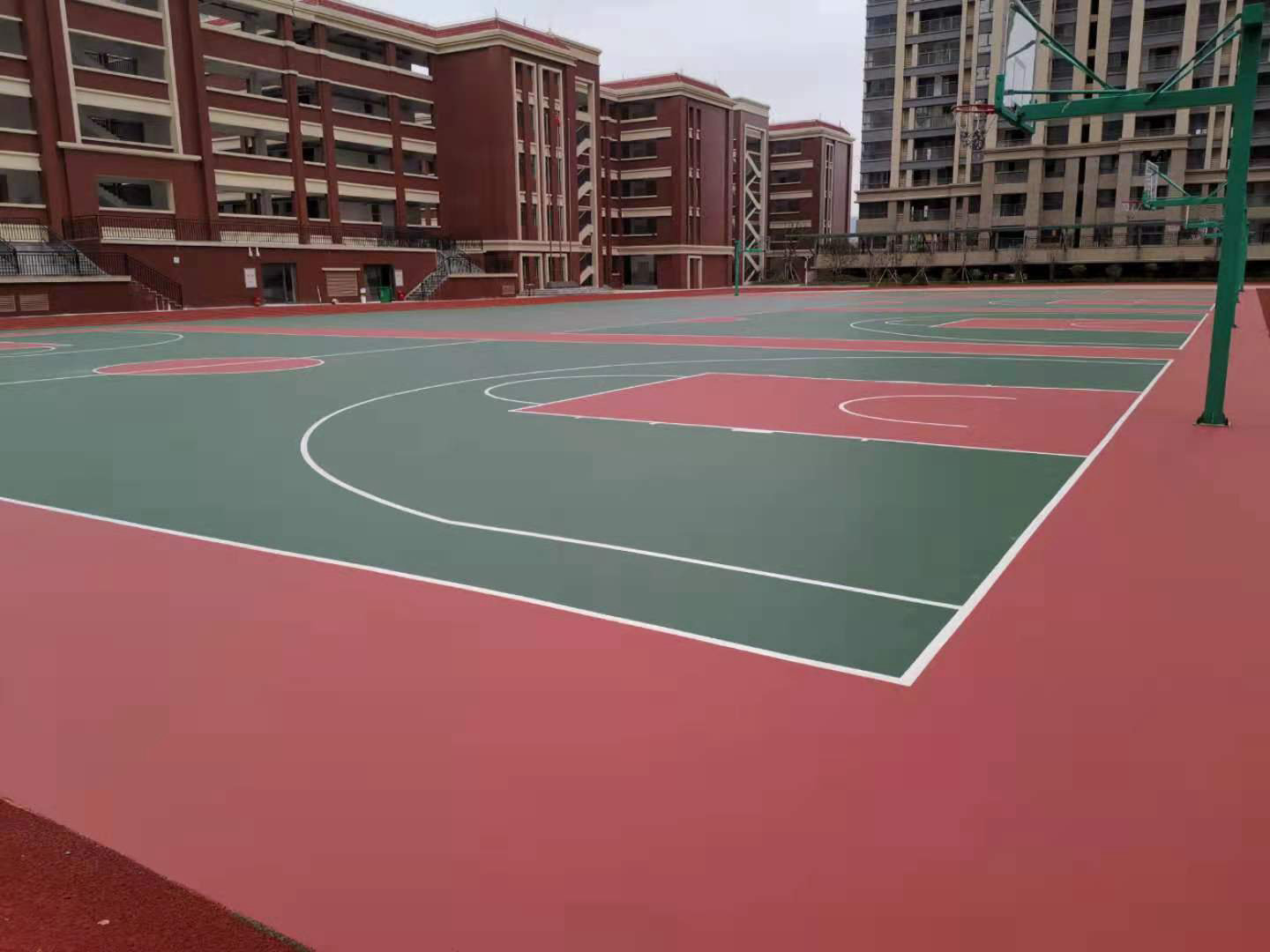 宁波杭州湾世纪城小学球场